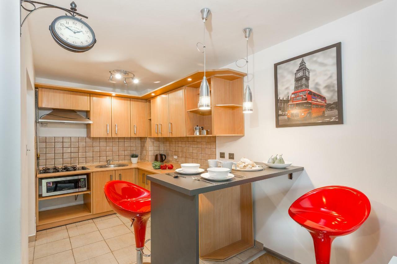 P&O Apartments Dworzec Centralny Varşova Dış mekan fotoğraf